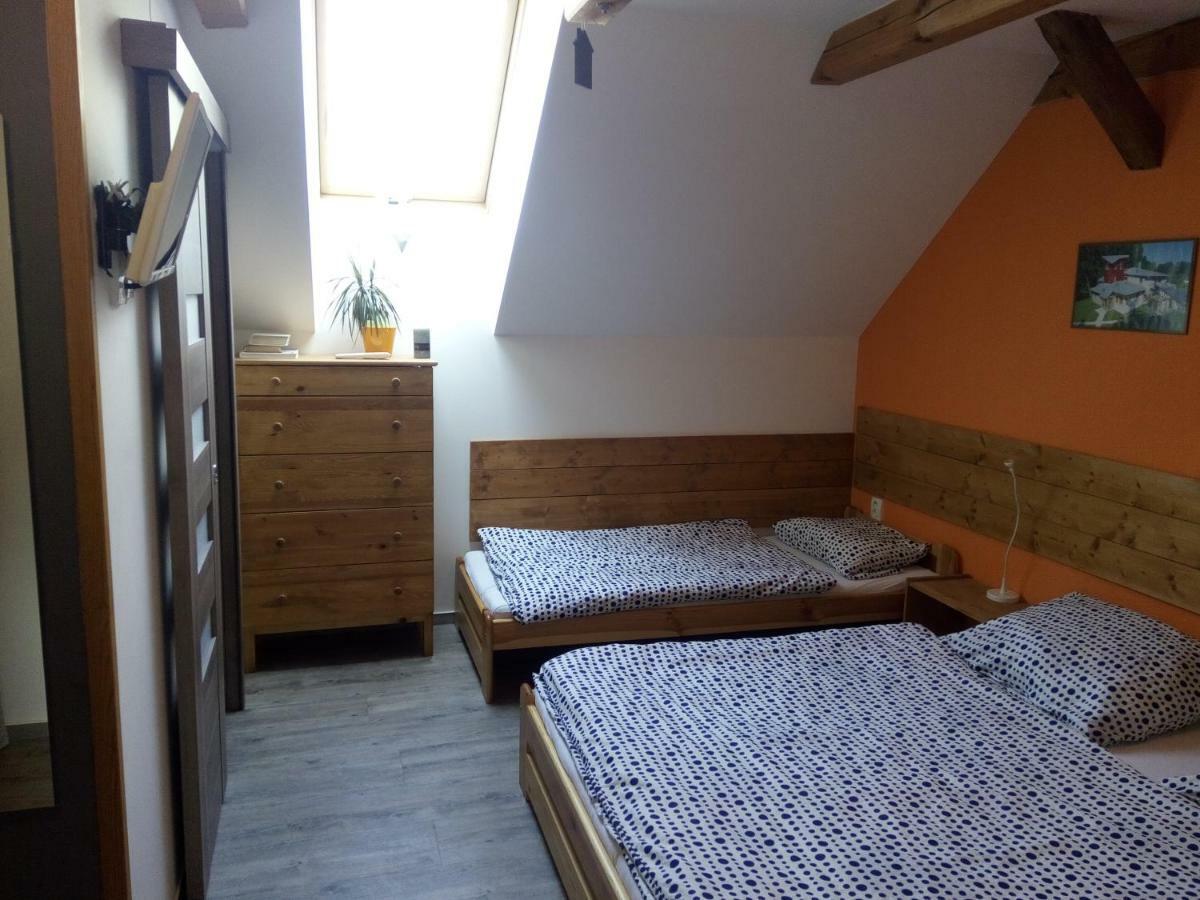 Family House 94 Apartment Prosecne Ngoại thất bức ảnh